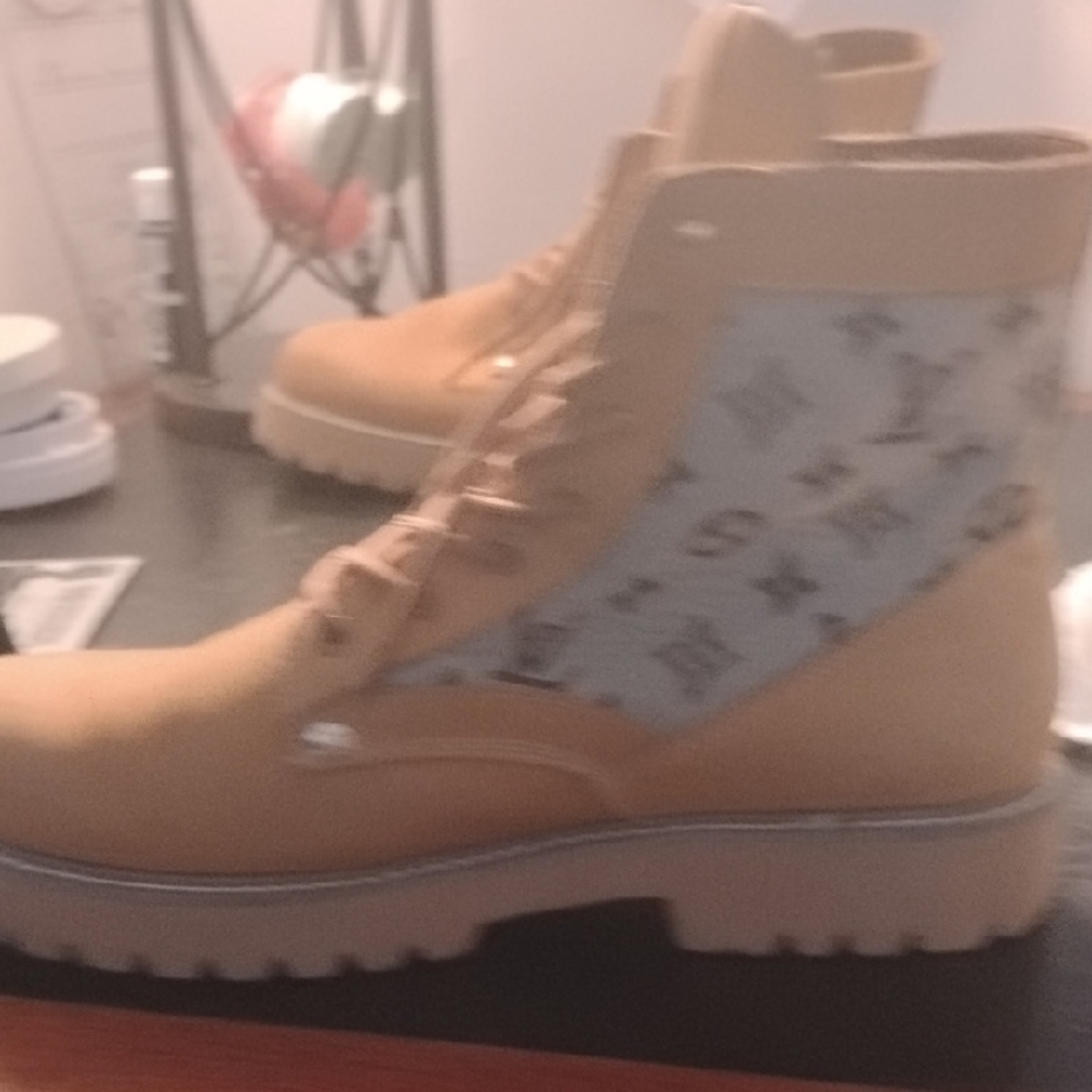 Louis Vuitton Boots Mens Size 11